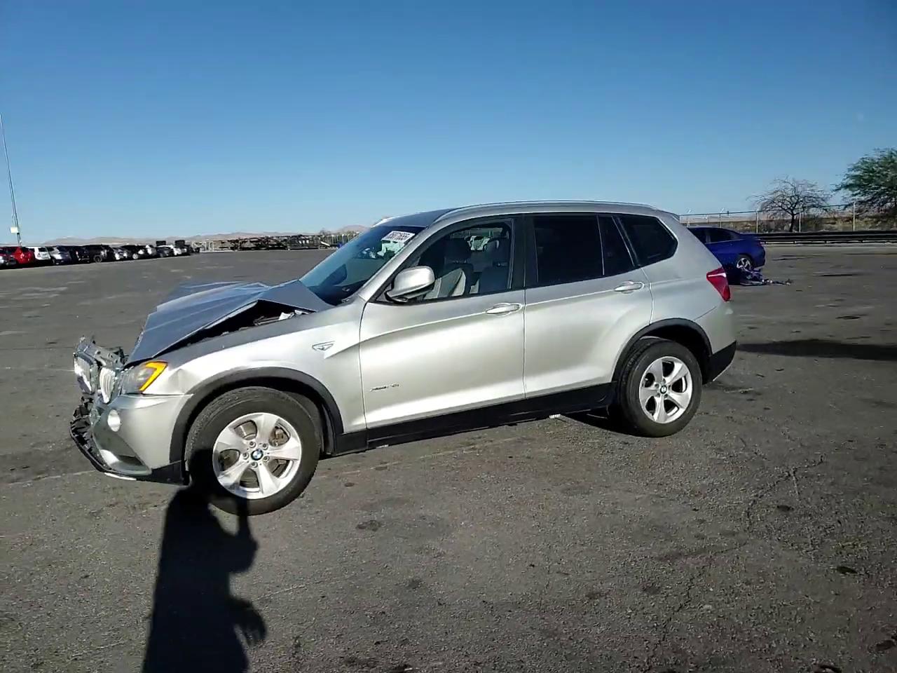 Фото: 5UXWX5C57CL721413