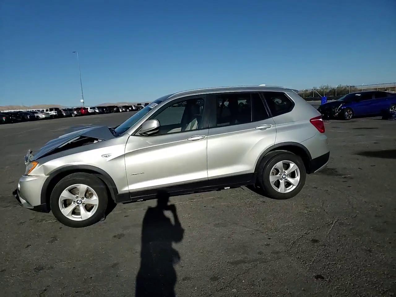 Фото: 5UXWX5C57CL721413