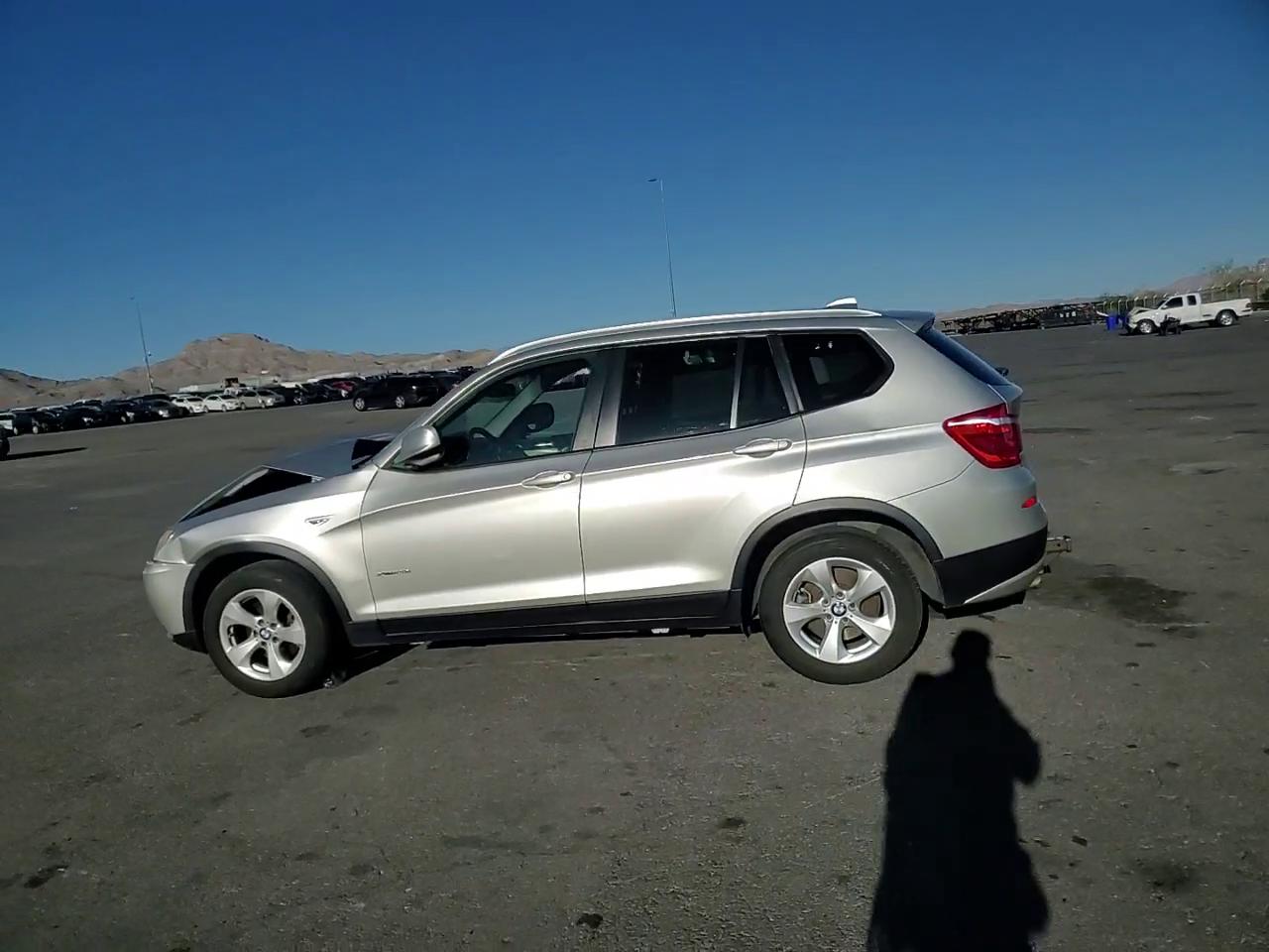 Фото: 5UXWX5C57CL721413