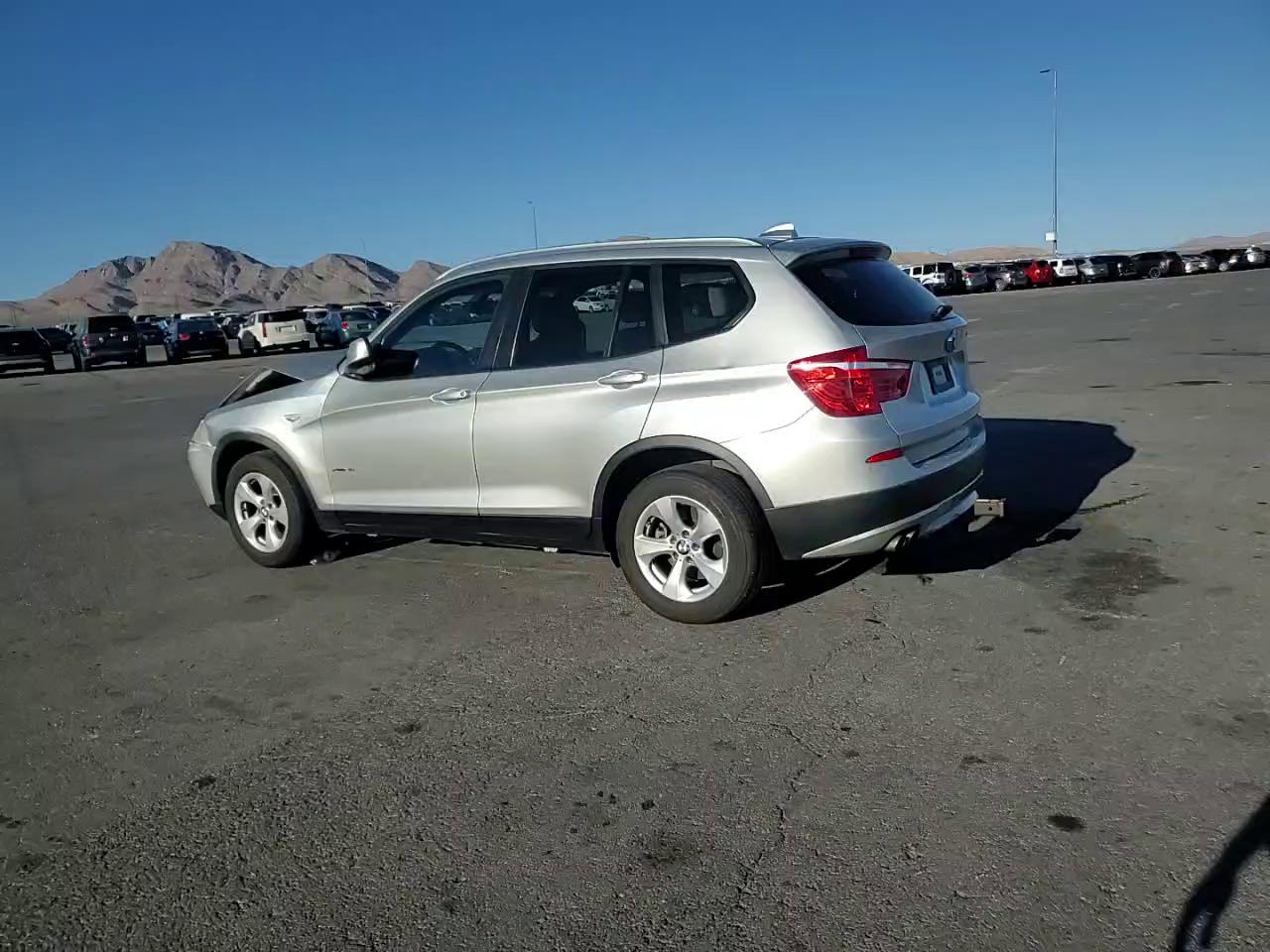 Фото: 5UXWX5C57CL721413