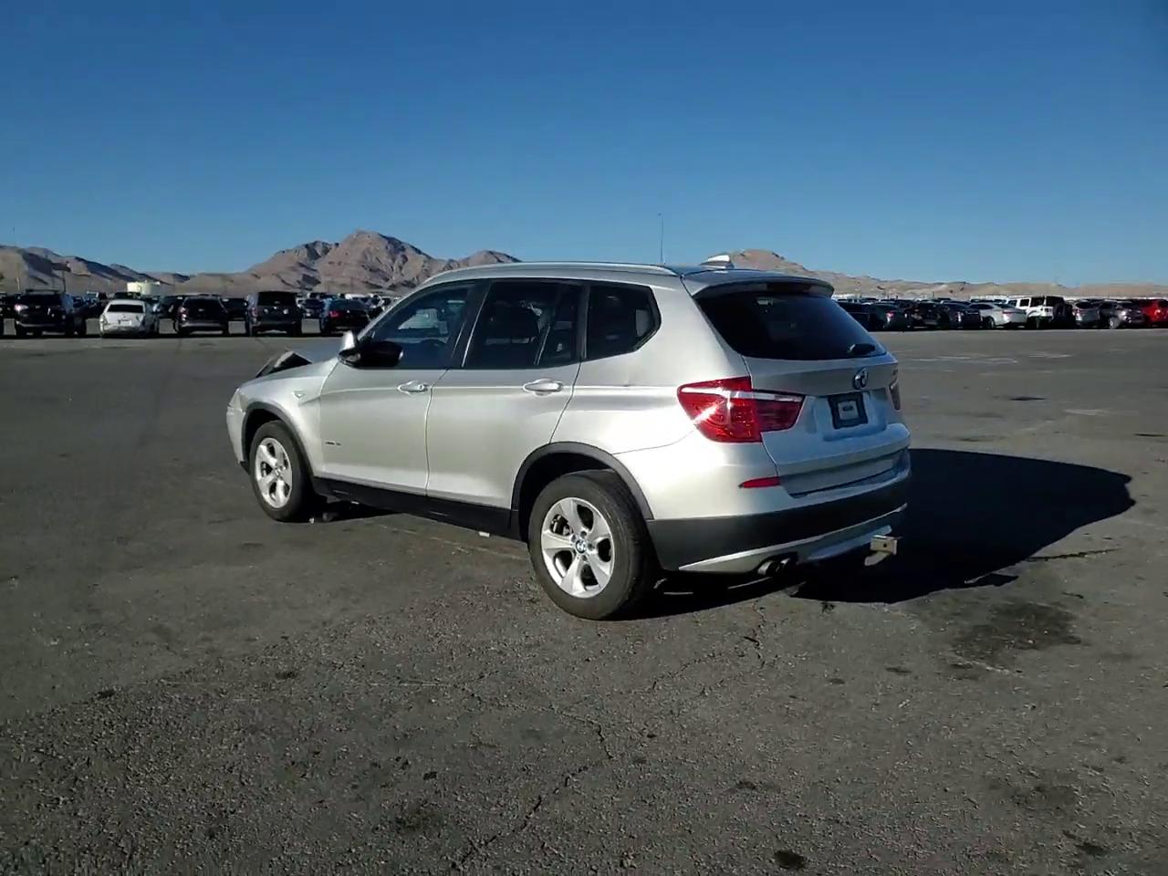 Фото: 5UXWX5C57CL721413