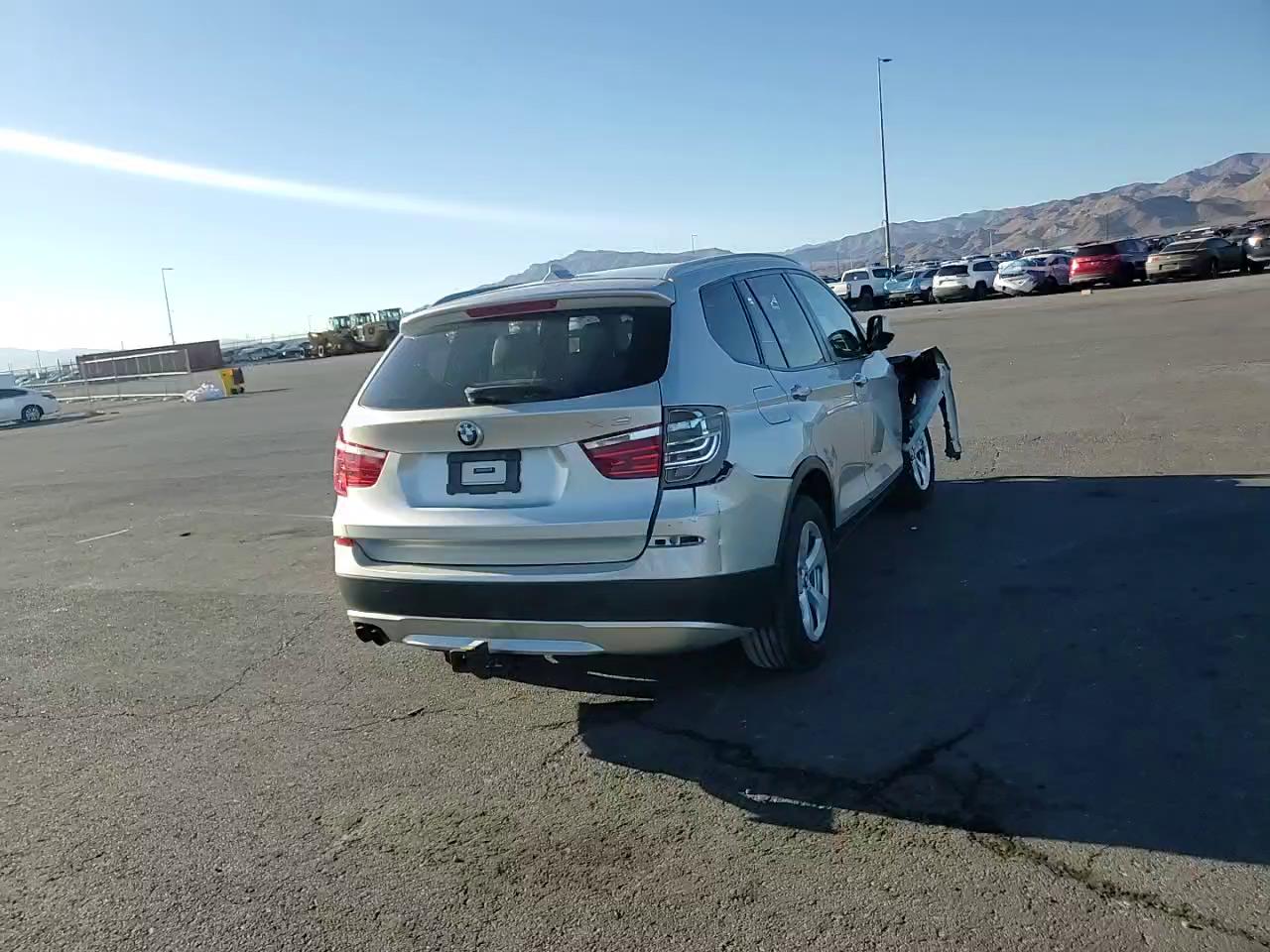 Фото: 5UXWX5C57CL721413