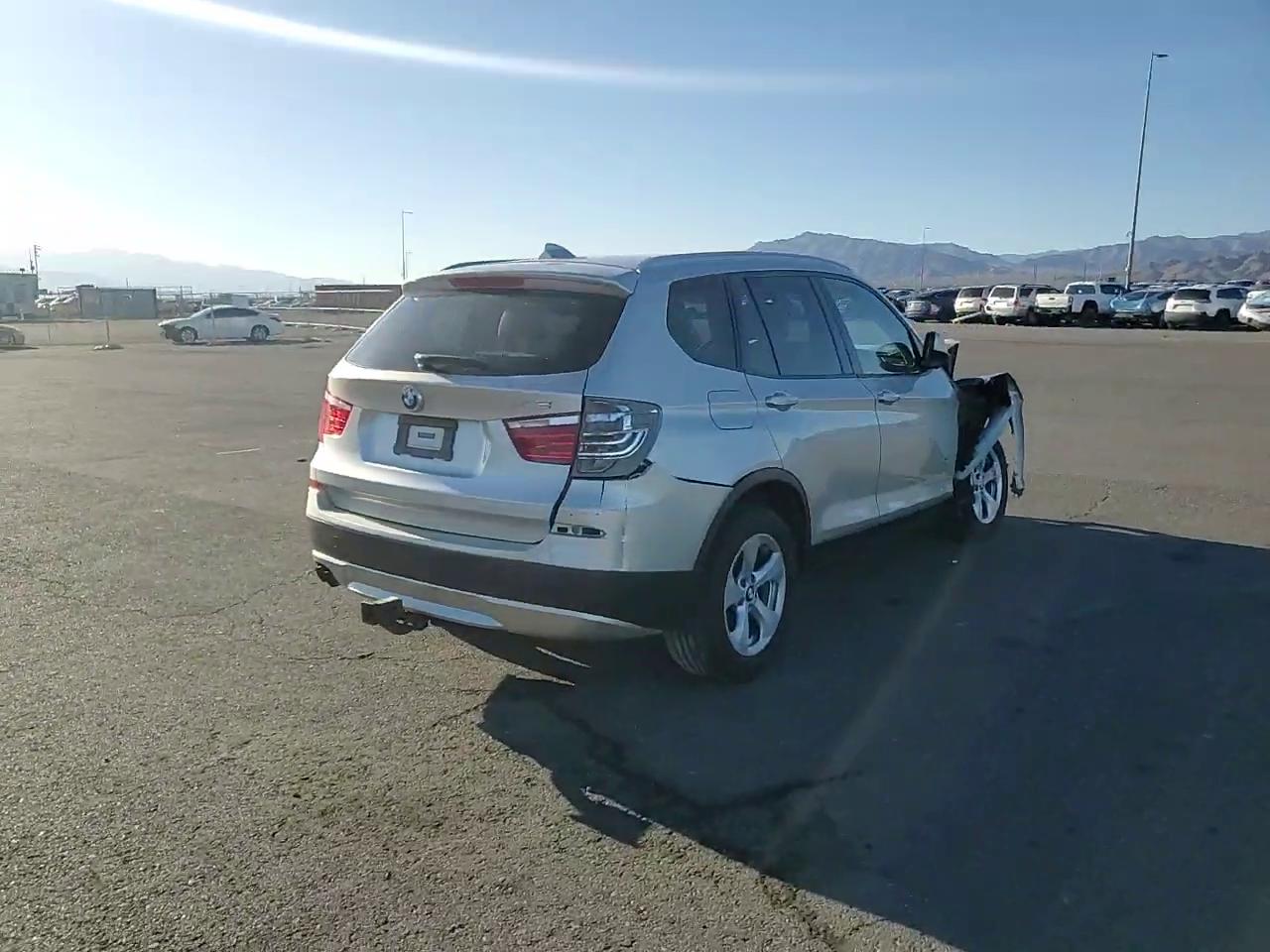 Фото: 5UXWX5C57CL721413