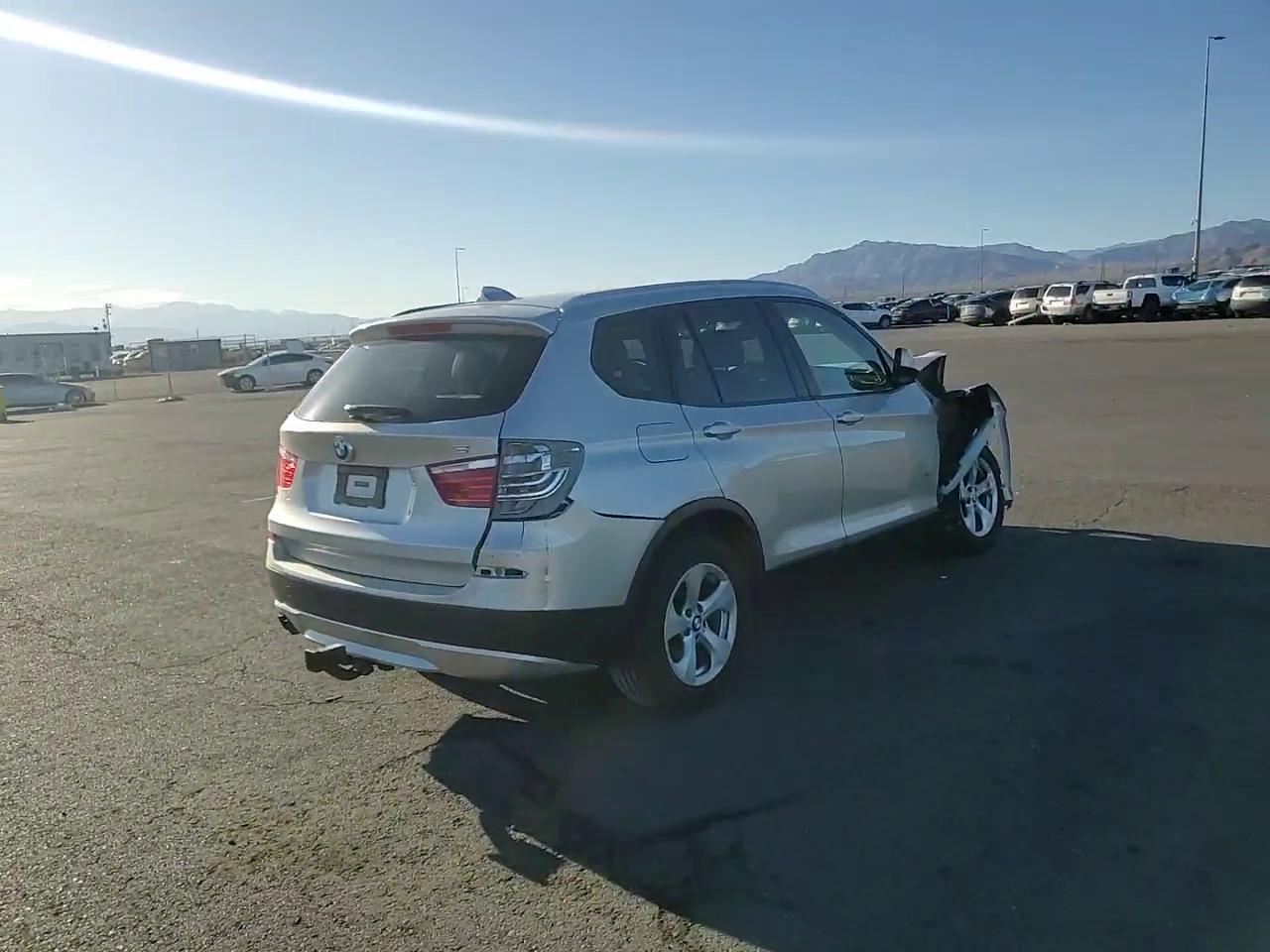 Фото: 5UXWX5C57CL721413