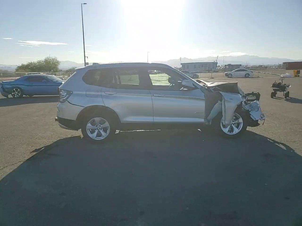 Фото: 5UXWX5C57CL721413