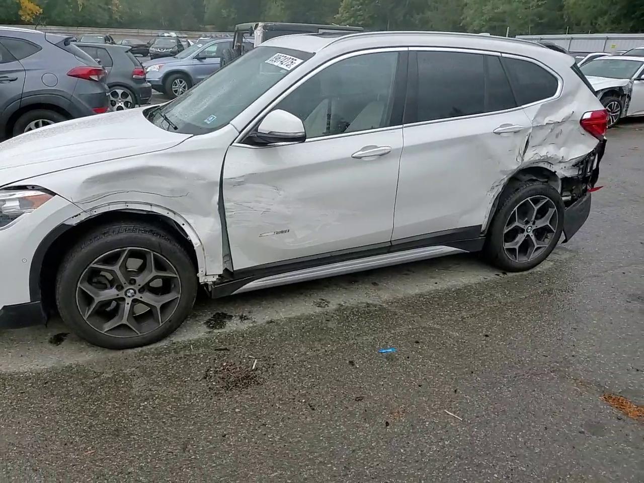 Фото: WBXHT3Z35H4A55028