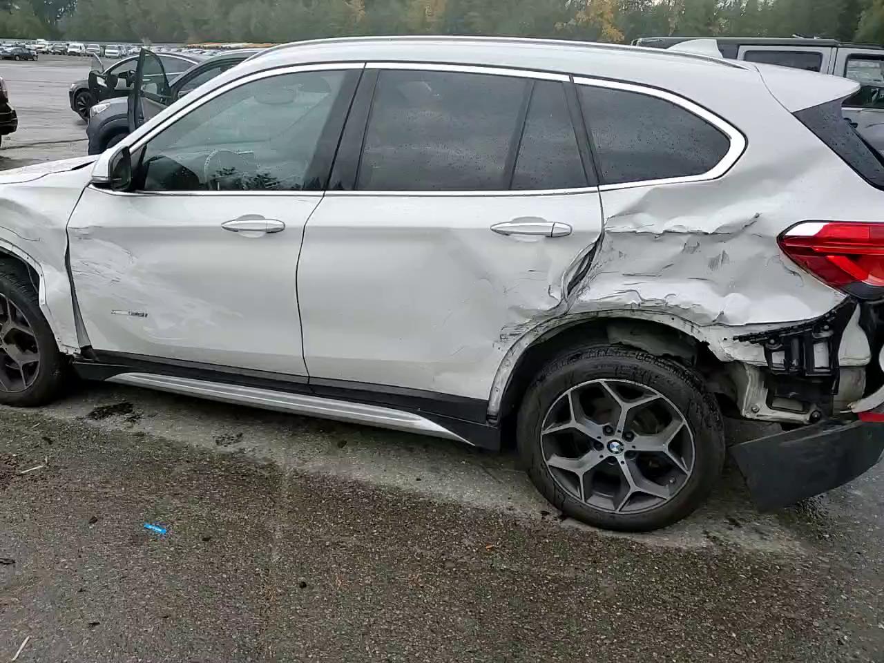 Фото: WBXHT3Z35H4A55028