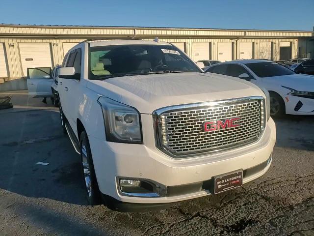 2016 GMC Yukon Xl Denali VIN: 1GKS2HKJ5GR361841 Lot: 82562505