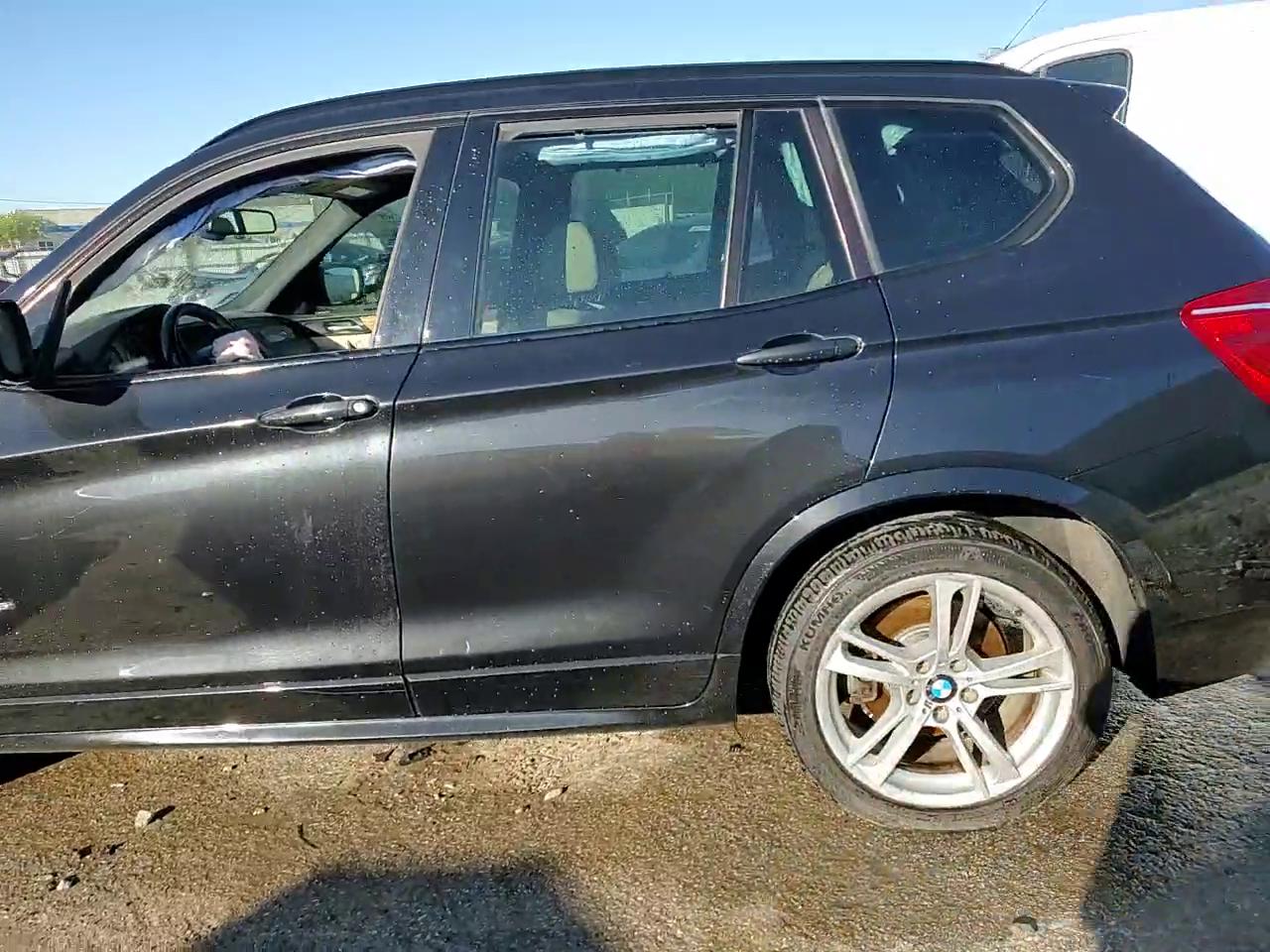 Фото: 5UXWX7C53EL984397