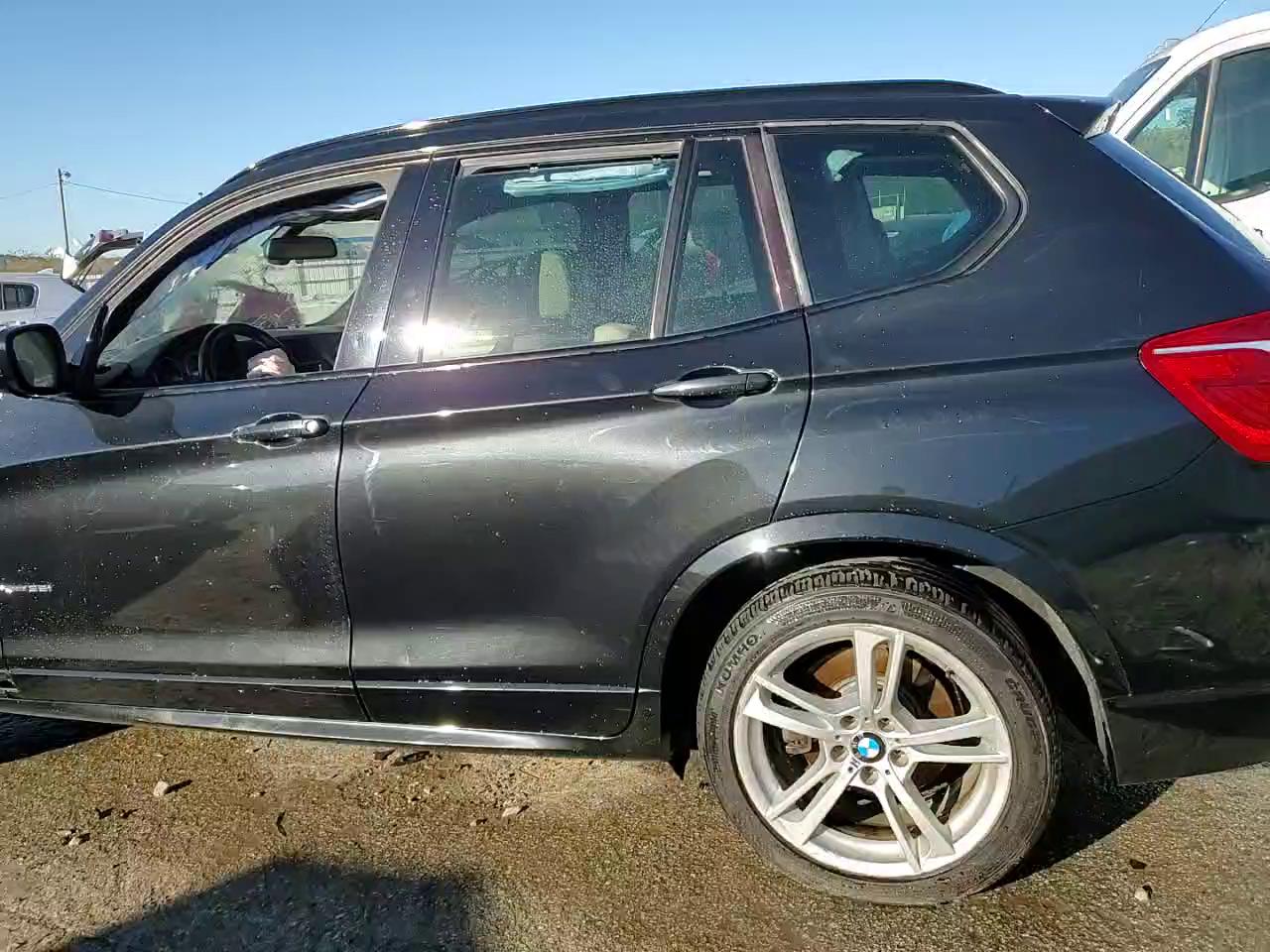 Фото: 5UXWX7C53EL984397