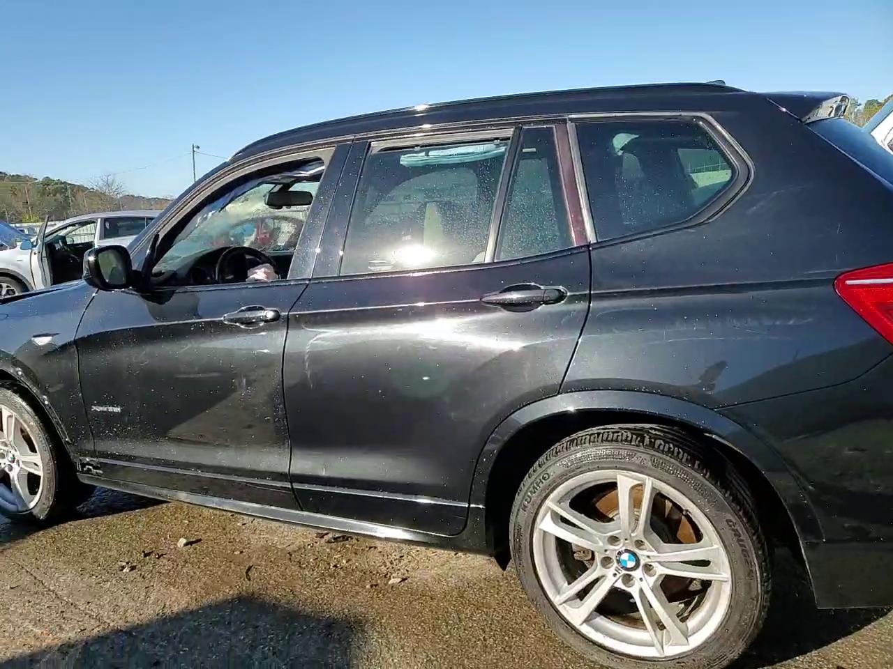 Фото: 5UXWX7C53EL984397