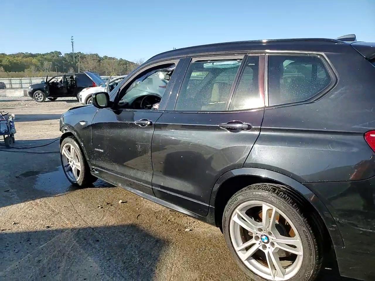 Фото: 5UXWX7C53EL984397