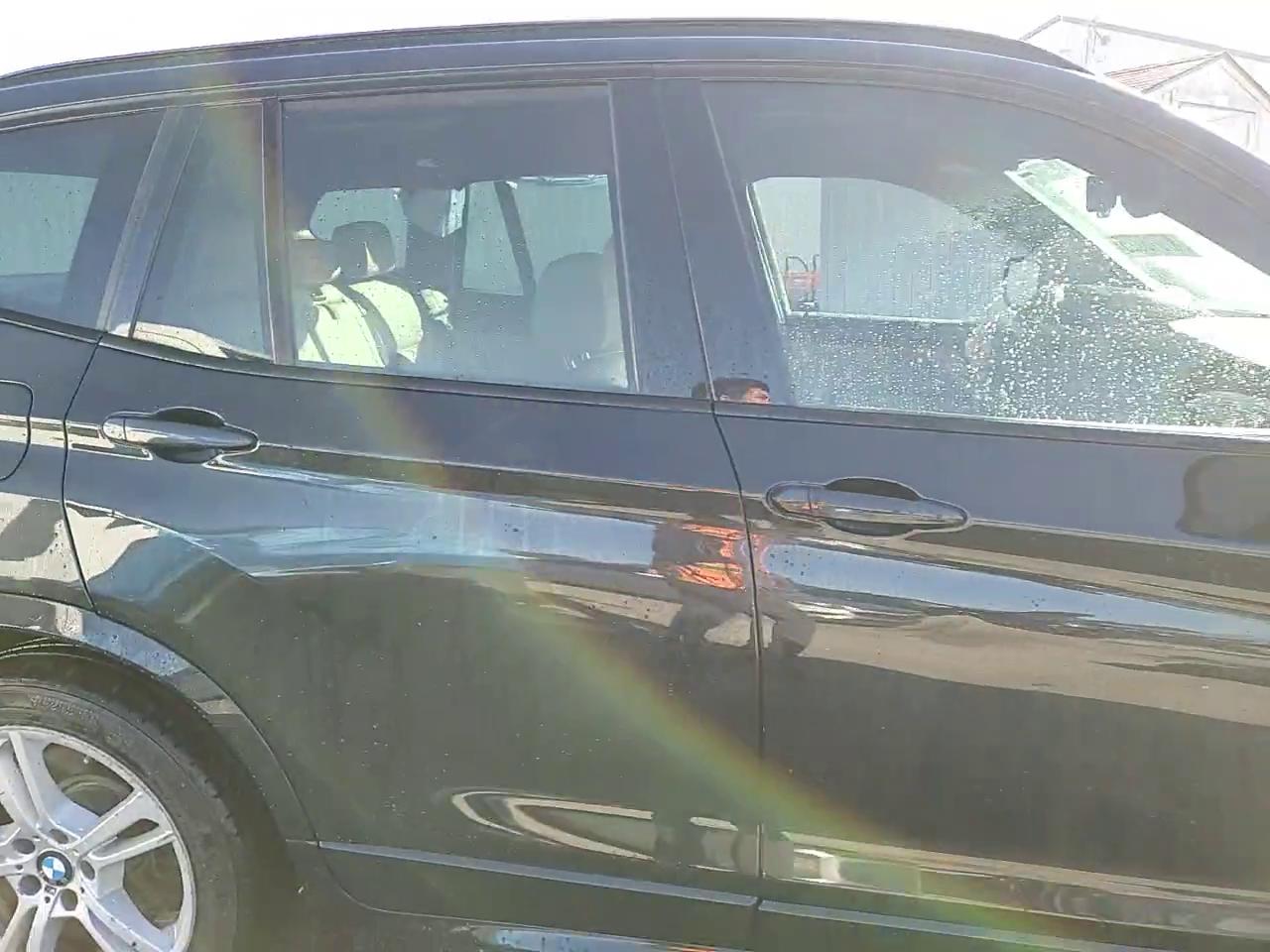 Фото: 5UXWX7C53EL984397