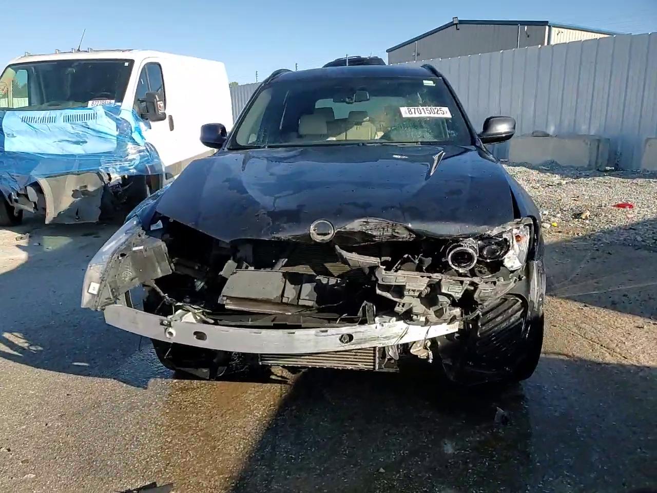 Фото: 5UXWX7C53EL984397