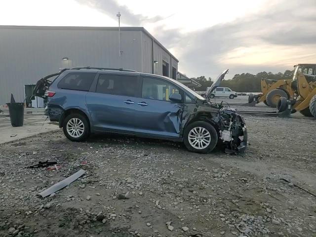 2016 Toyota Sienna Xle VIN: 5TDYK3DC9GS707334 Lot: 87477315