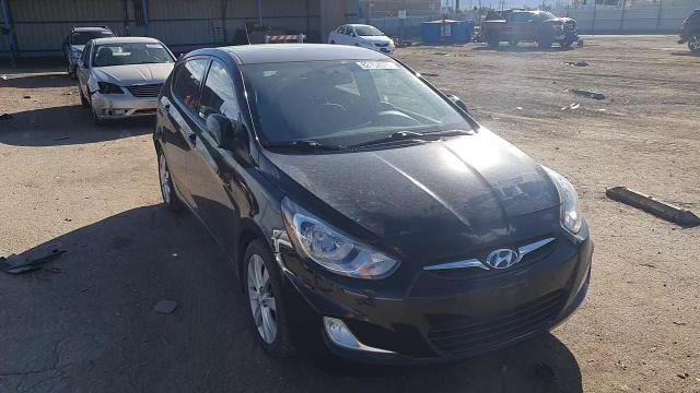 2013 Hyundai Accent Gls VIN: KMHCU5AE5DU106222 Lot: 82782075
