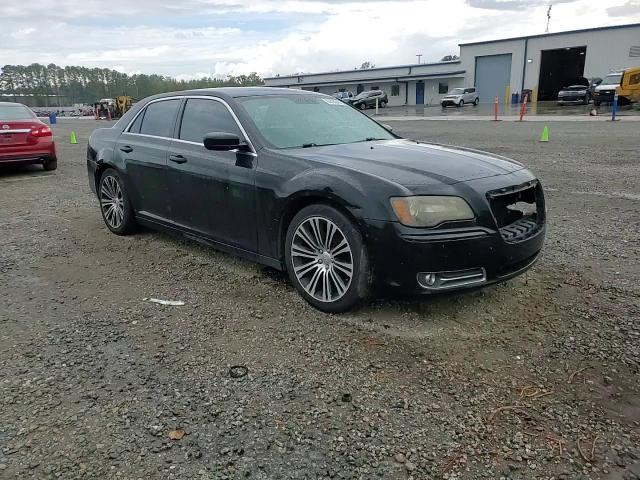 2013 Chrysler 300 S VIN: 2C3CCABG5DH527431 Lot: 82353345