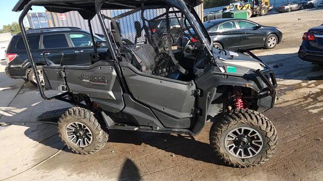 2017 Honda Sxs1000 M5 VIN: 1HFVE04T1H4100677 Lot: 85287335