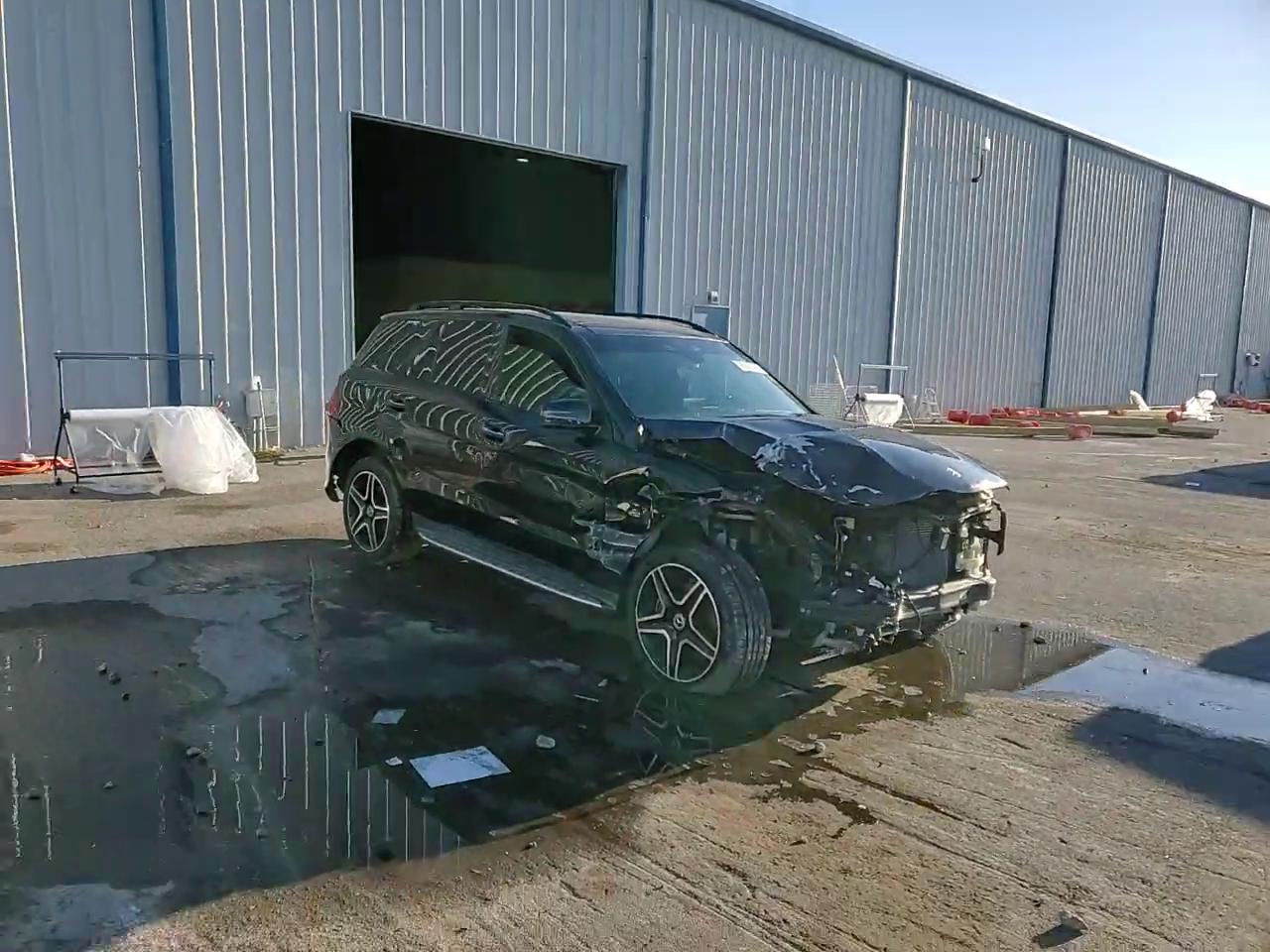 Фото: 4JGDA5JB6JB104022