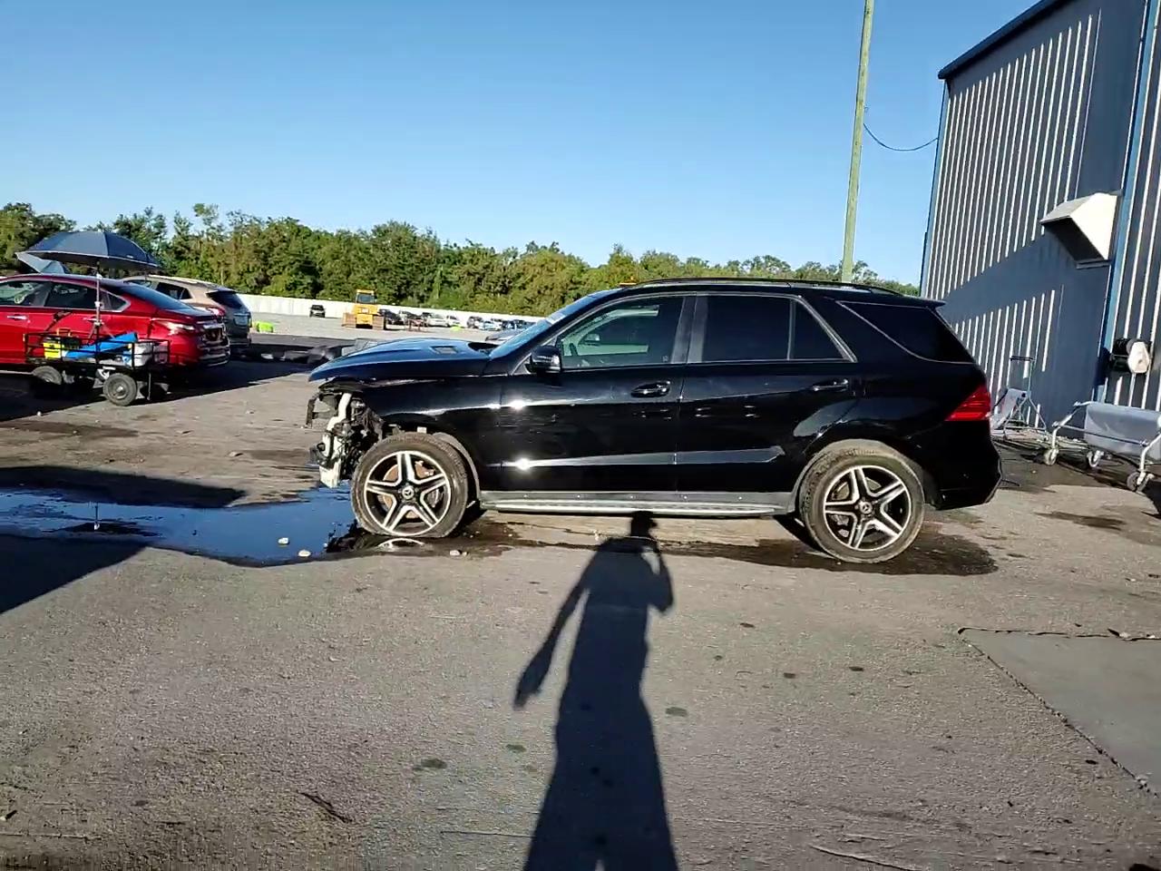 Фото: 4JGDA5JB6JB104022