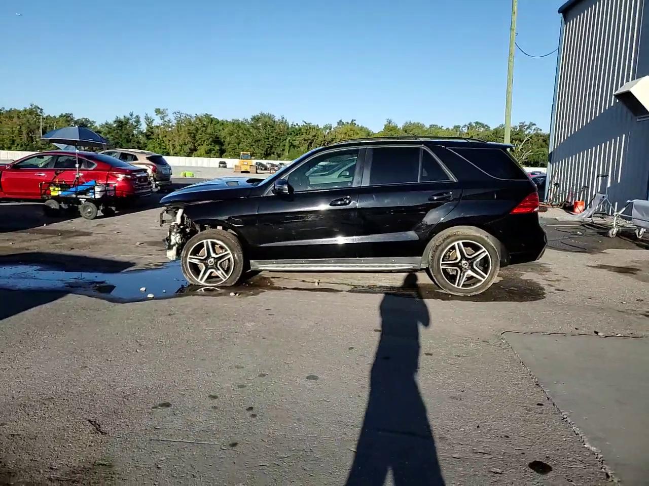 Фото: 4JGDA5JB6JB104022