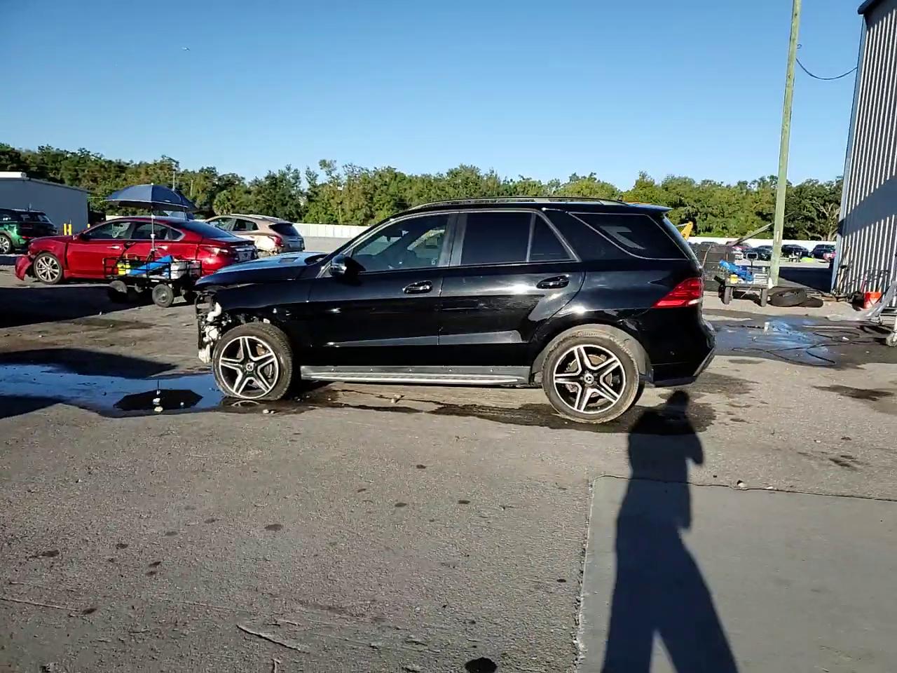 Фото: 4JGDA5JB6JB104022