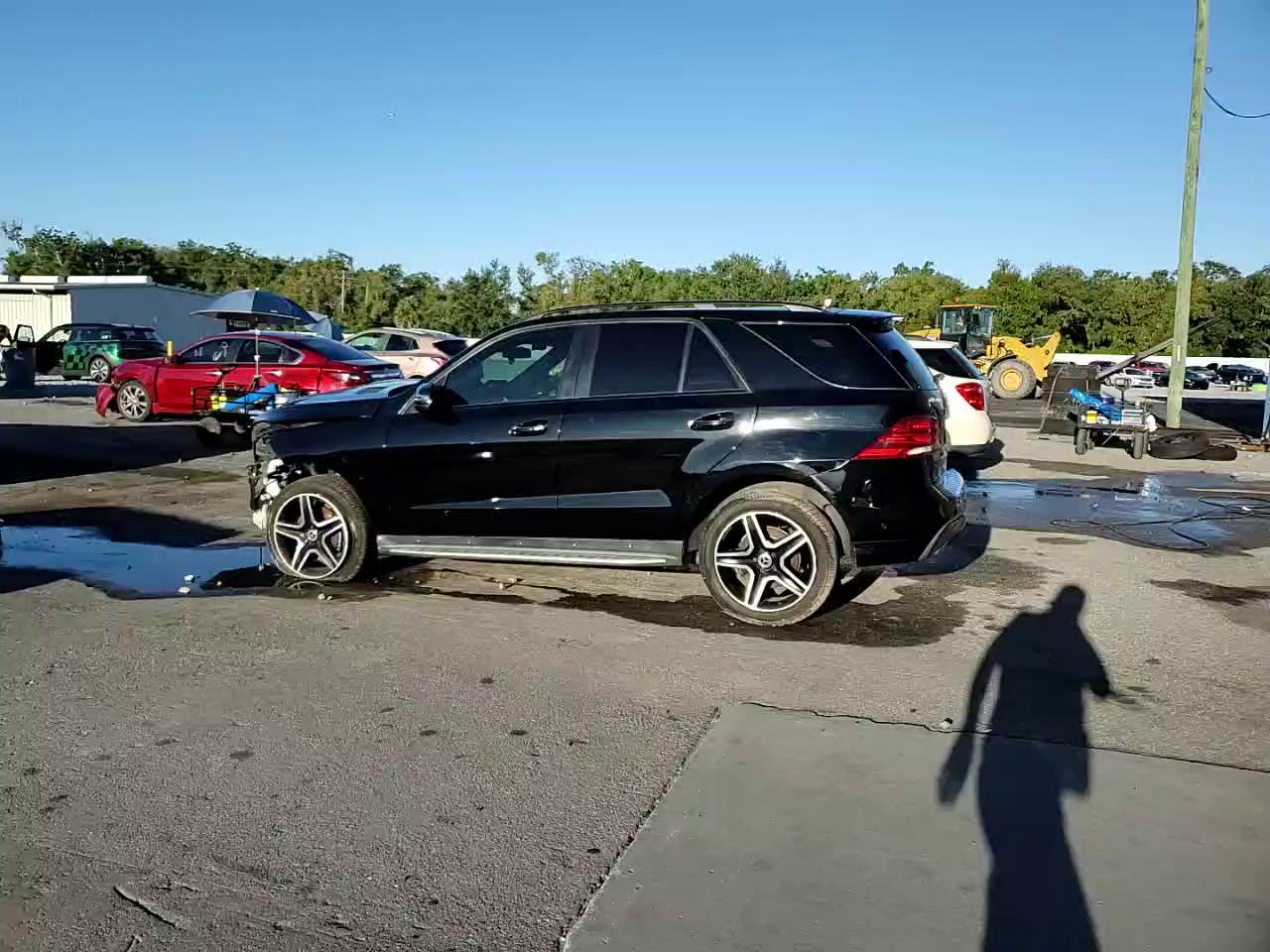 Фото: 4JGDA5JB6JB104022