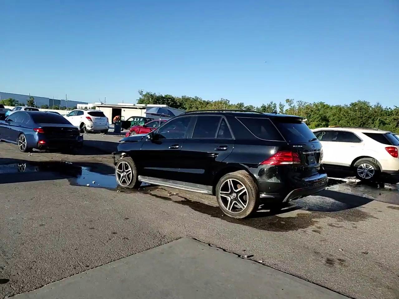 Фото: 4JGDA5JB6JB104022