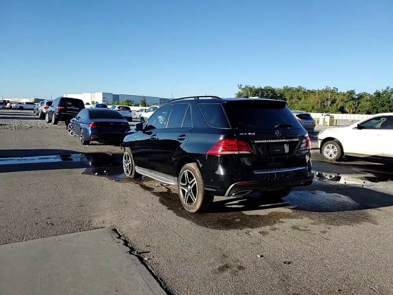 Фото: 4JGDA5JB6JB104022