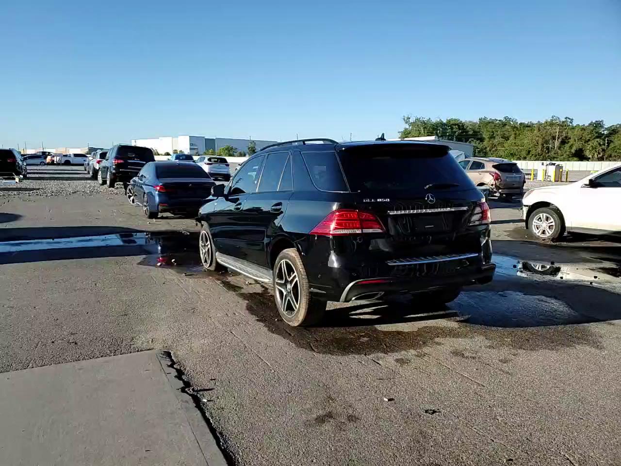 Фото: 4JGDA5JB6JB104022