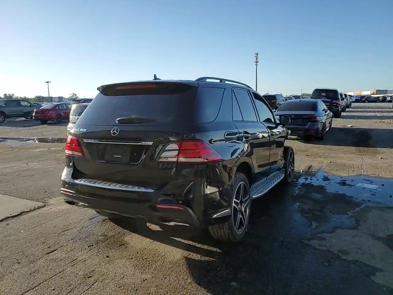 Фото: 4JGDA5JB6JB104022