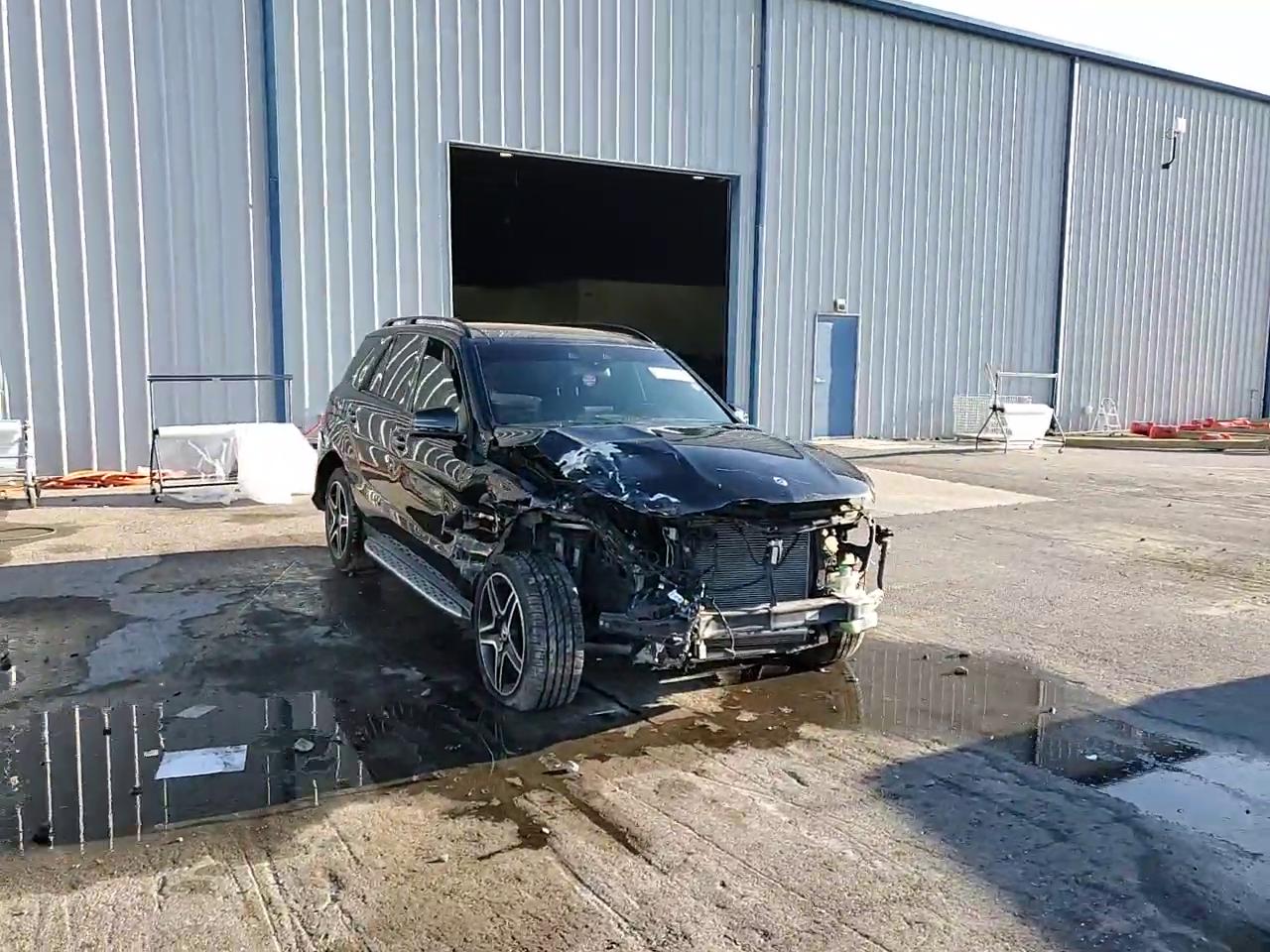 Фото: 4JGDA5JB6JB104022