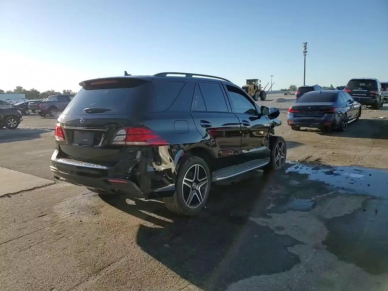 Фото: 4JGDA5JB6JB104022