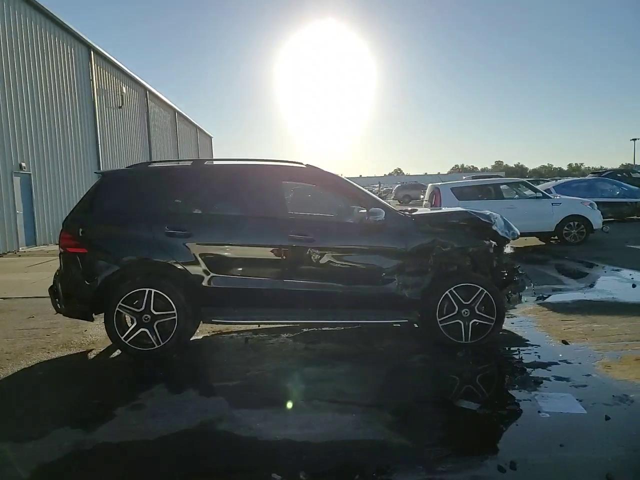 Фото: 4JGDA5JB6JB104022