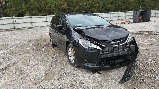 2018 Chrysler Pacifica Touring Plus VIN: 2C4RC1FG5JR261687 Lot: 90788005