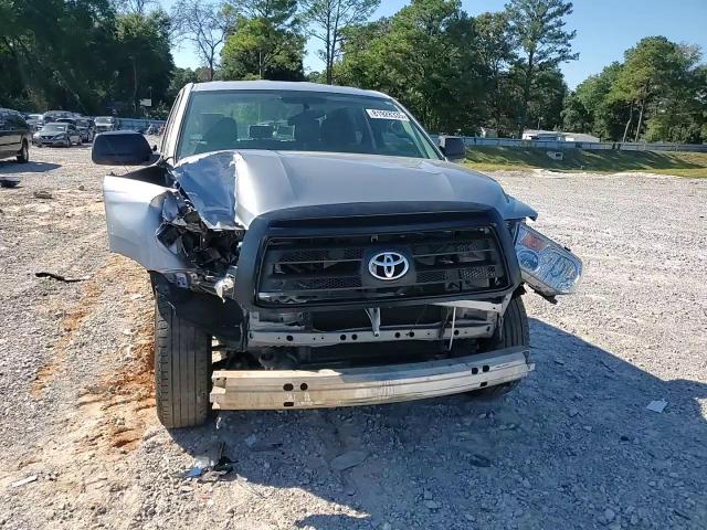 2010 Toyota Tundra Double Cab Sr5 VIN: 5TFRM5F17AX019811 Lot: 81928335