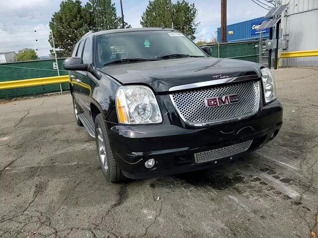 2010 GMC Yukon Denali VIN: 1GKUKEEF1AR262973 Lot: 89878945