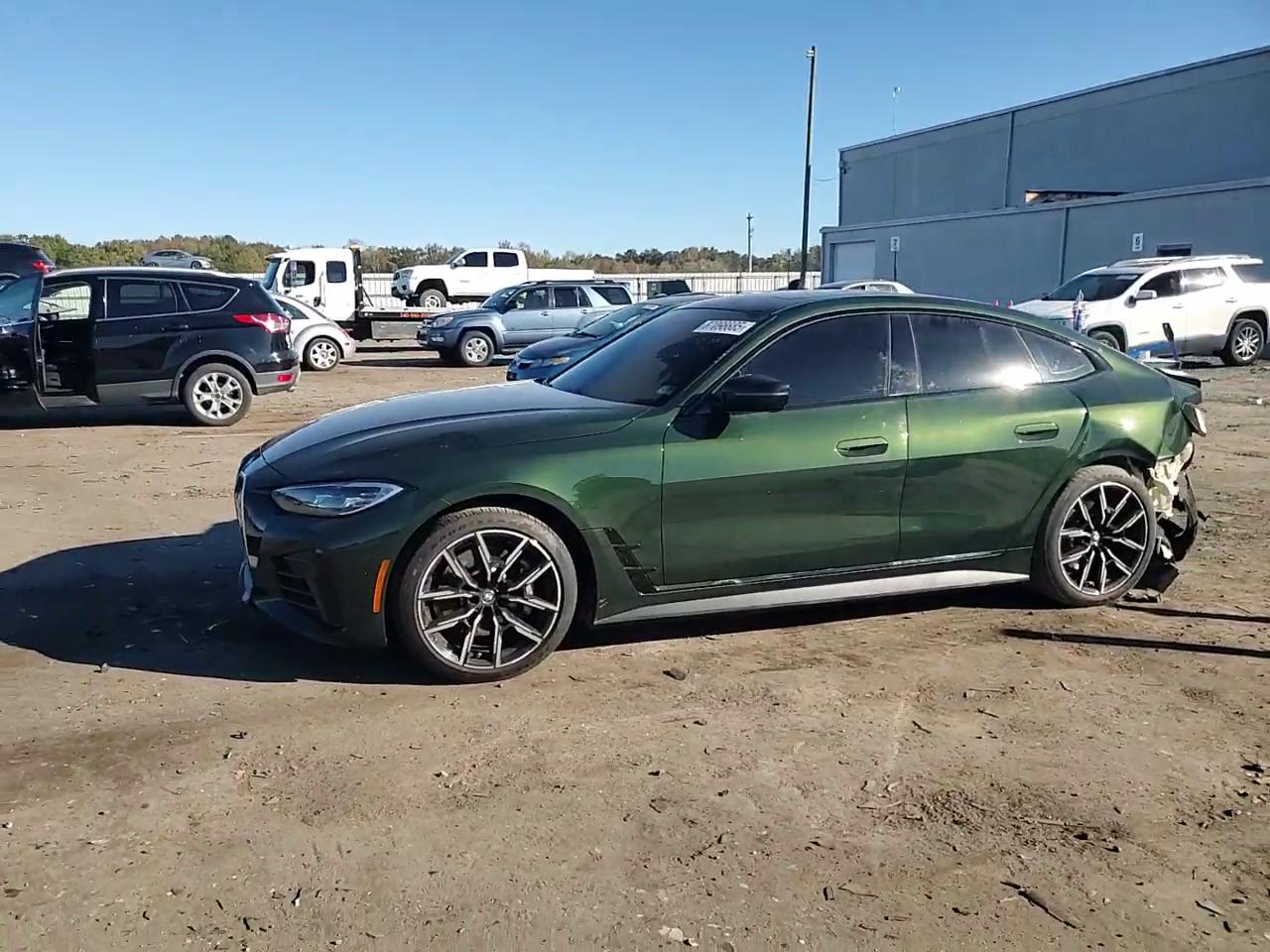 Фото: WBY73AW09RFS88497