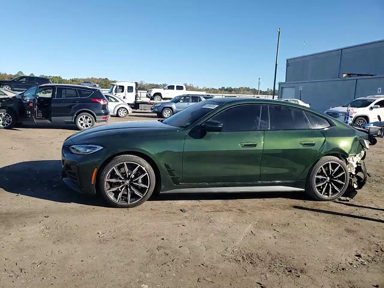 Фото: WBY73AW09RFS88497