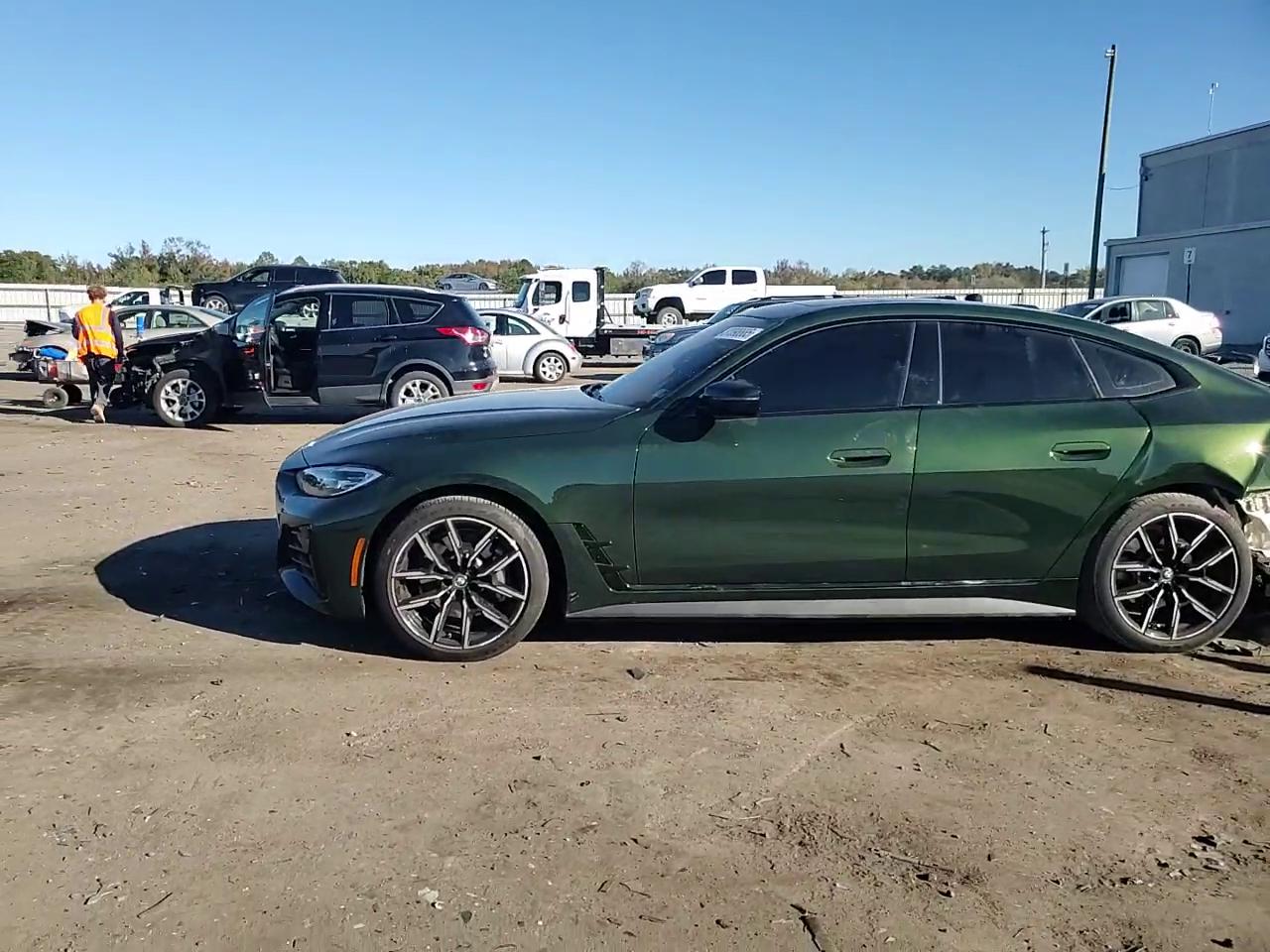 Фото: WBY73AW09RFS88497