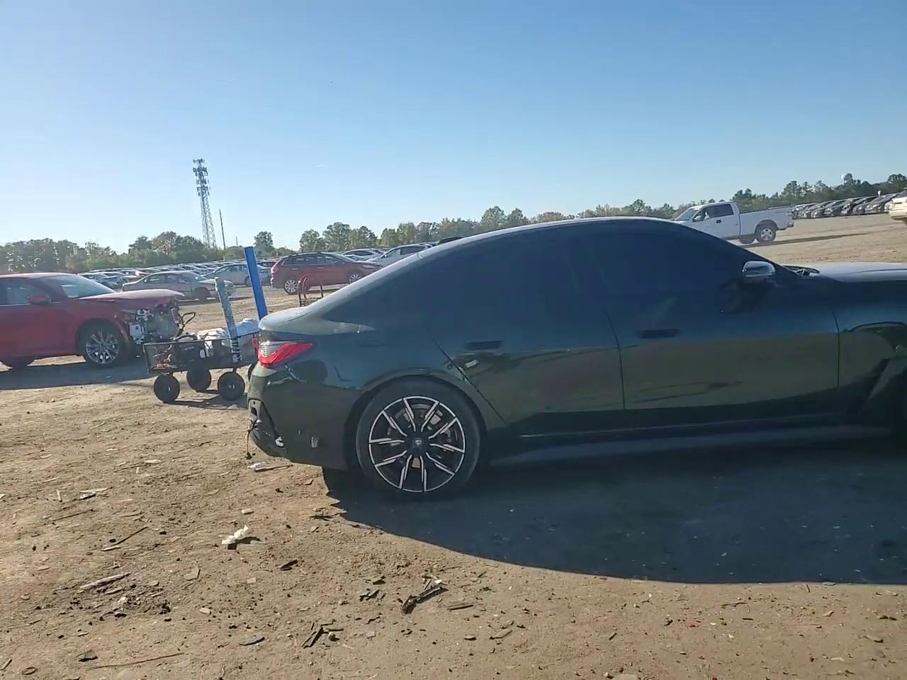 Фото: WBY73AW09RFS88497