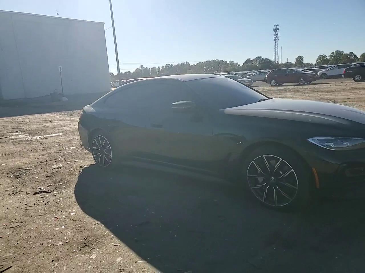 Фото: WBY73AW09RFS88497