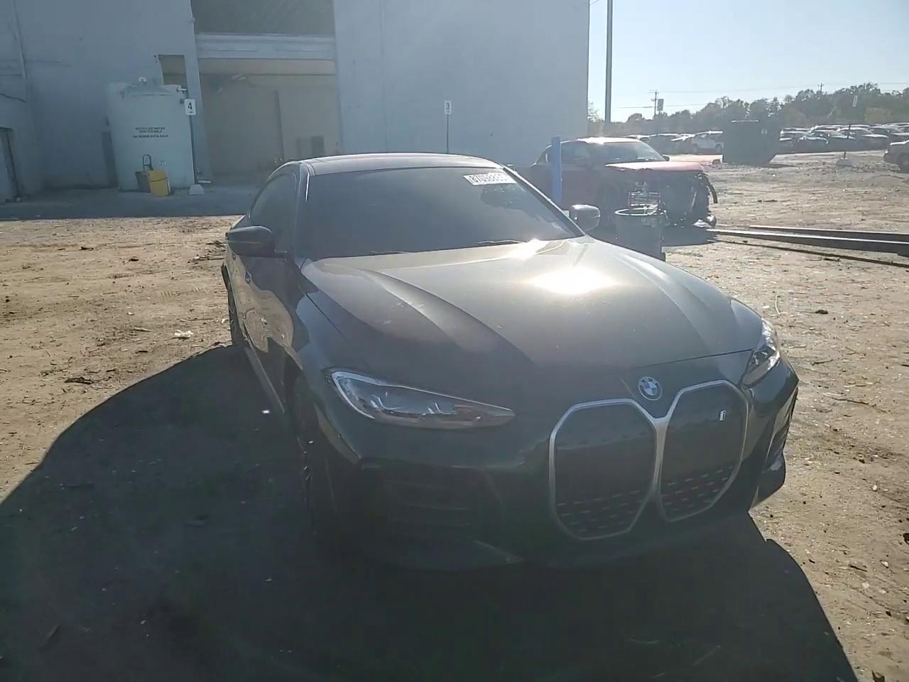 Фото: WBY73AW09RFS88497