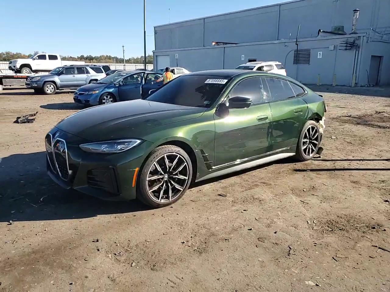 Фото: WBY73AW09RFS88497