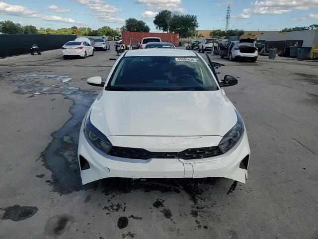 2024 Kia Forte Lx VIN: 3KPF24AD5RE821953 Lot: 89884635