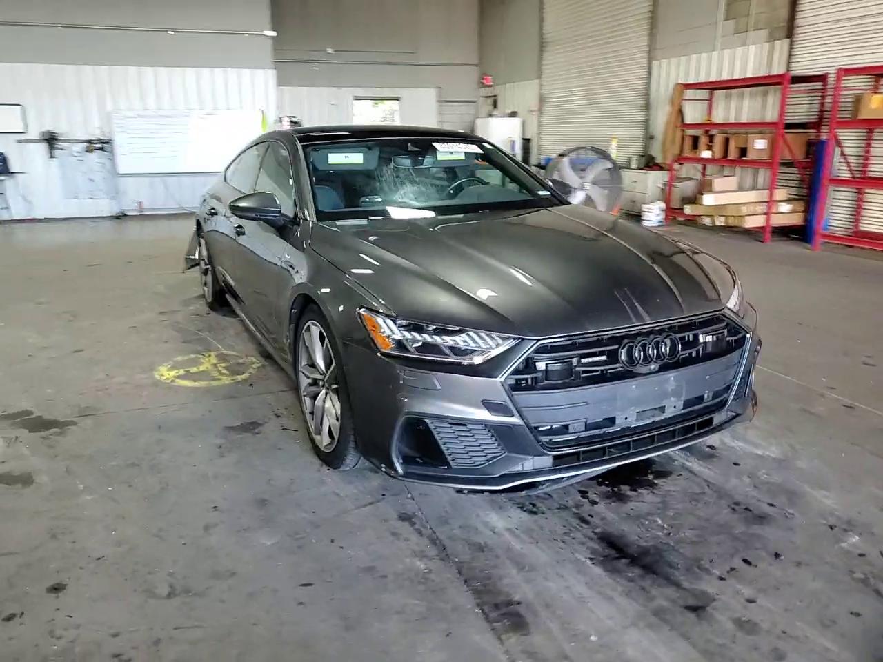 Фото: WAUU2AF24MN045362