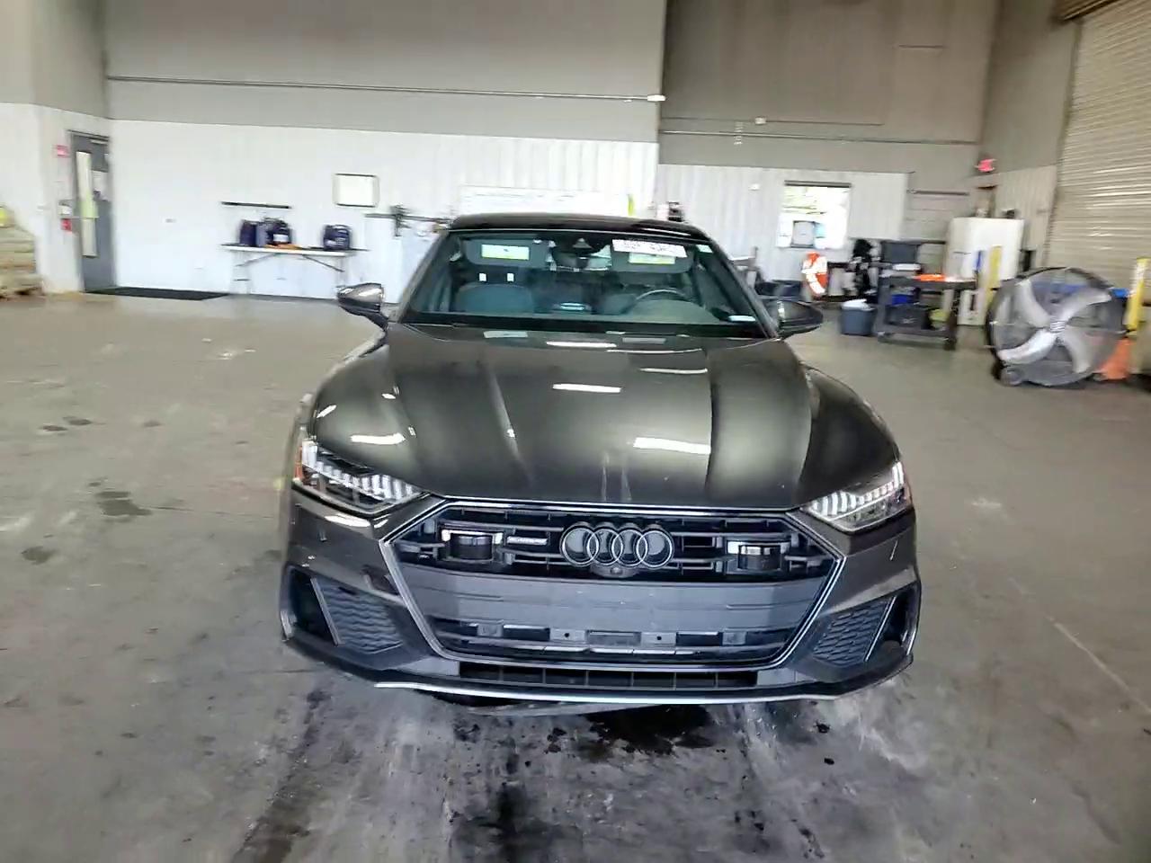 Фото: WAUU2AF24MN045362