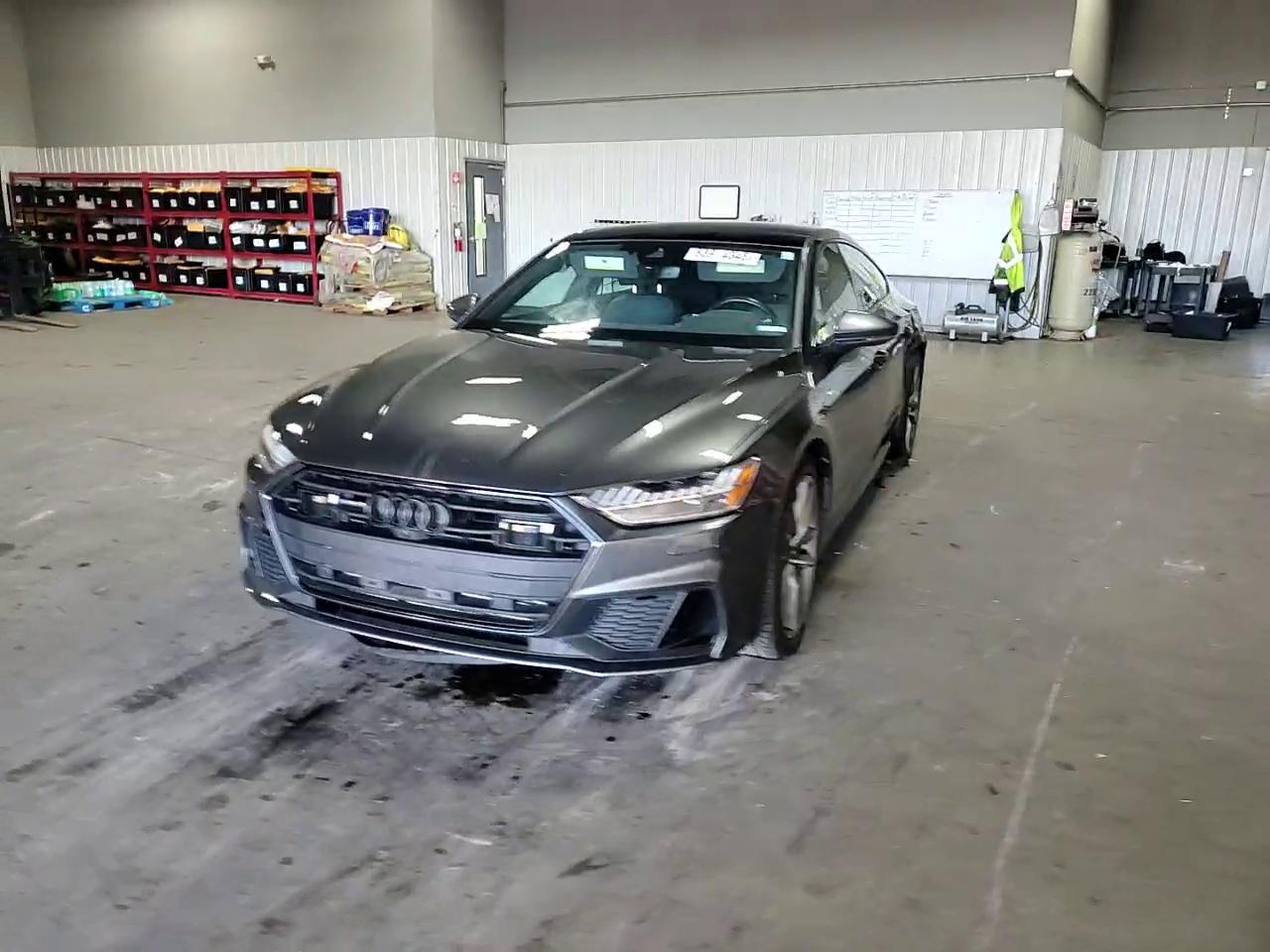 Фото: WAUU2AF24MN045362