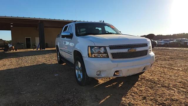 2009 Chevrolet Avalanche C1500 Ltz VIN: 3GNEC32069G181343 Lot: 86708265