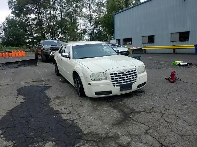 2006 Chrysler 300 VIN: 2C3KA43R56H213154 Lot: 81953245